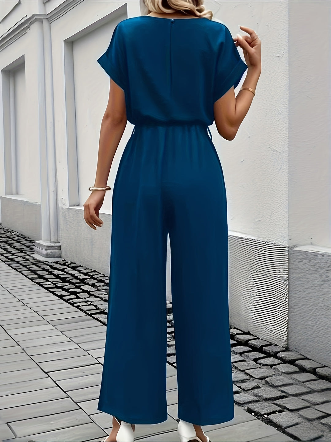 2025 Nieuwe Zomerse Elegante Damesmode Effen Kleur Lichte Stretch Ronde Hals Korte Mouw Shorts Mid-Rise Elastische Taille Riem Jumpsuit