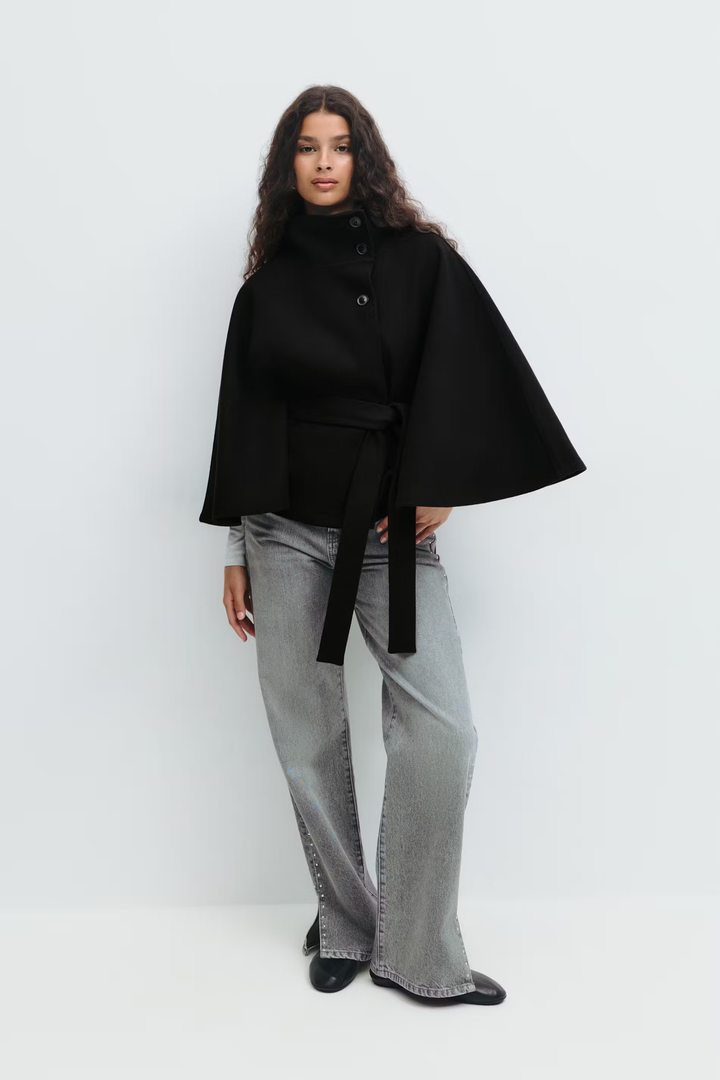 THALINDRAE – ELEGANT WOMEN’S BELTED COAT