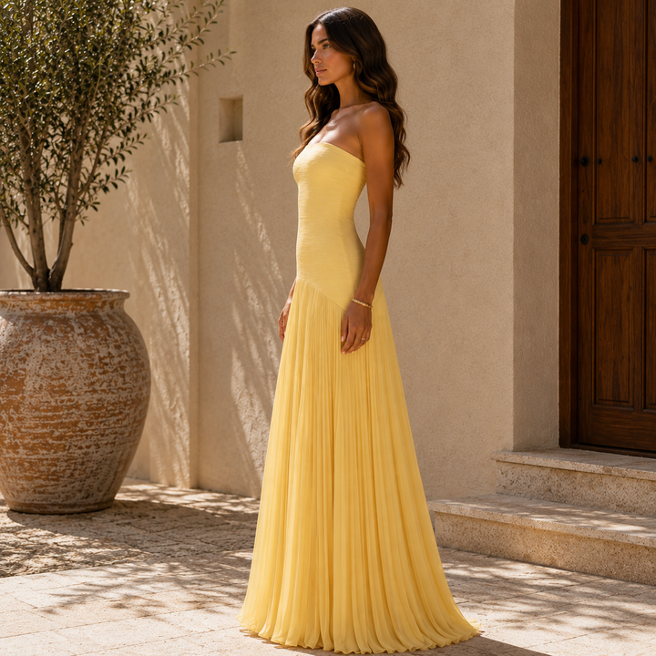 Almudena™ | Sophisticated Elegance That Flatters Beautifully