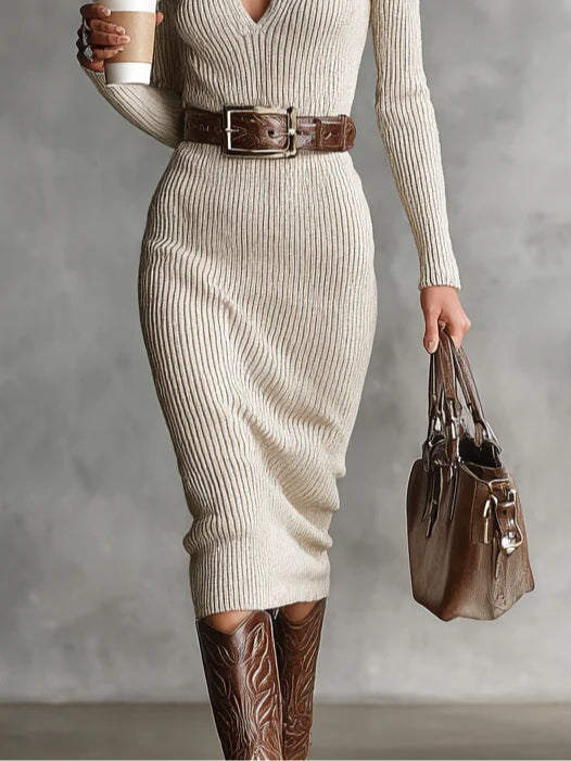 Valériea | Chic Fitted Midi Dress