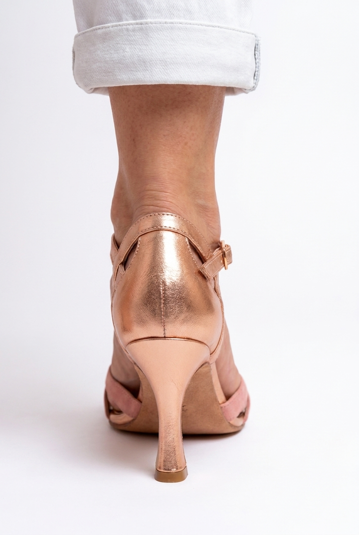 Danariah™ Signature Comfort Pumps