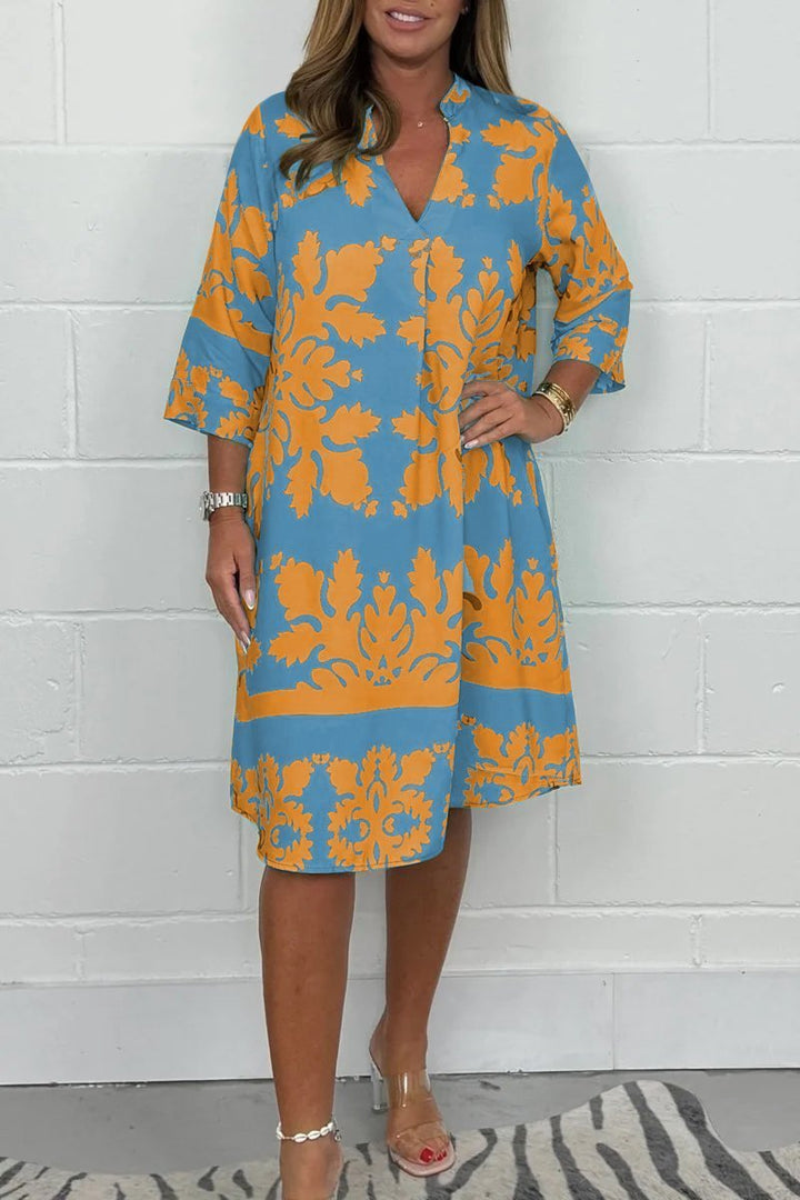 Kenzie - Bohemian Retro Print V-neck Cropped Sleeves Dress