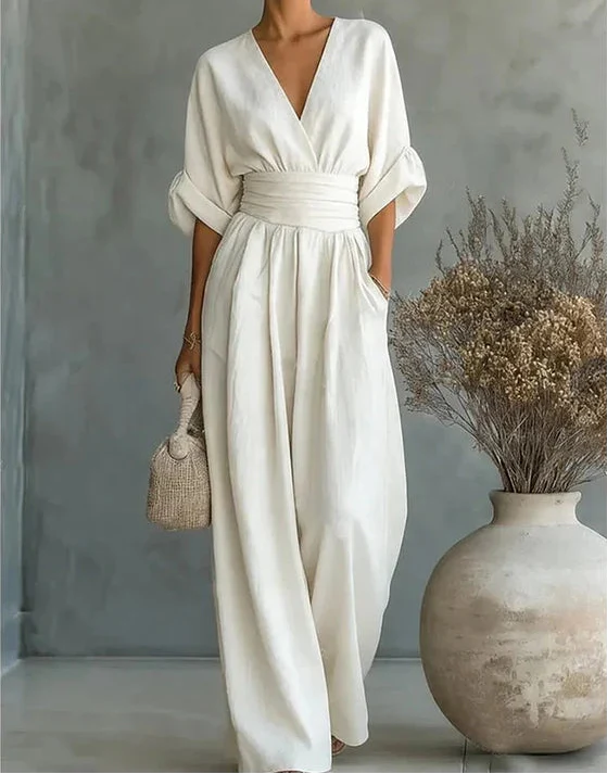 Daniela – Elegant Wide-Leg V-Neck Jumpsuit